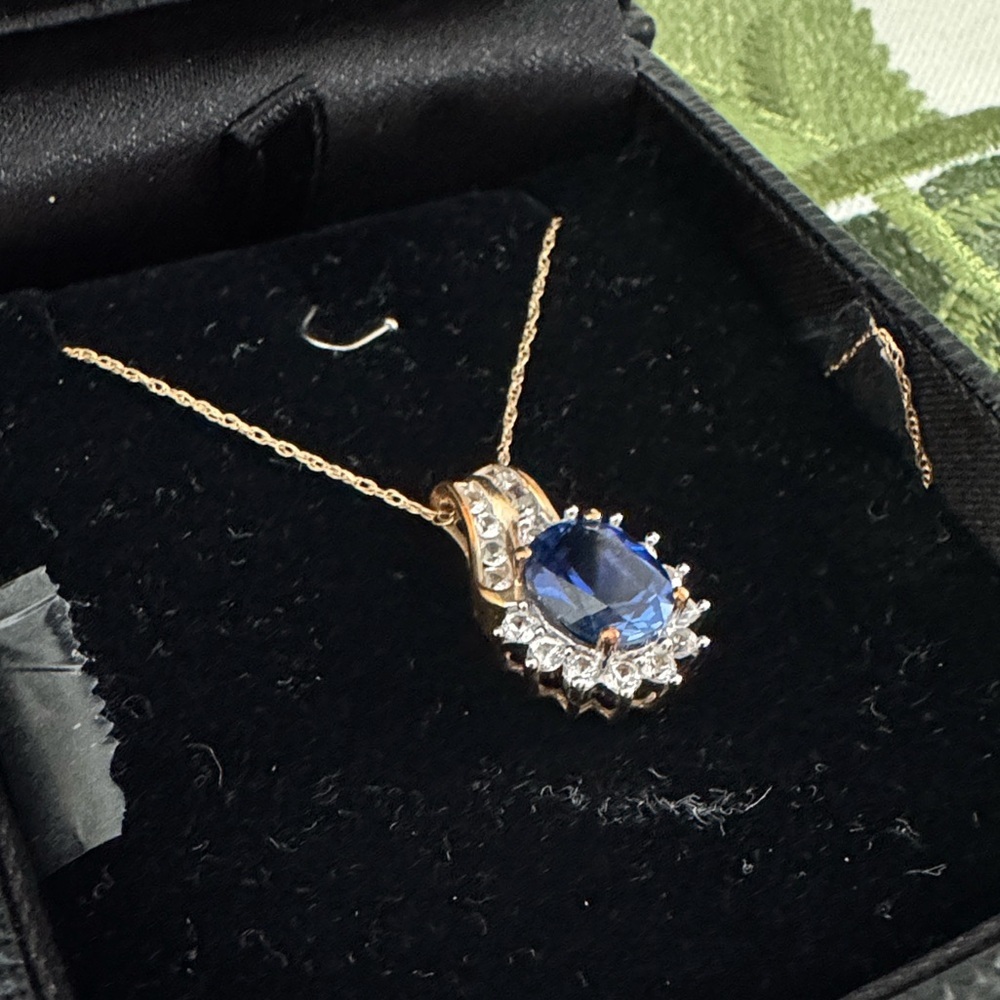 10K Gold Necklace with Blue Sapphire-Color Pendant - Picture 3 of 6